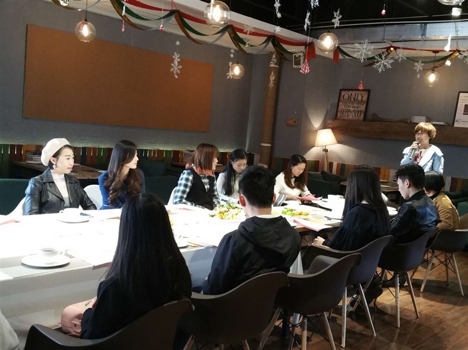 張校長(zhǎng)致辭